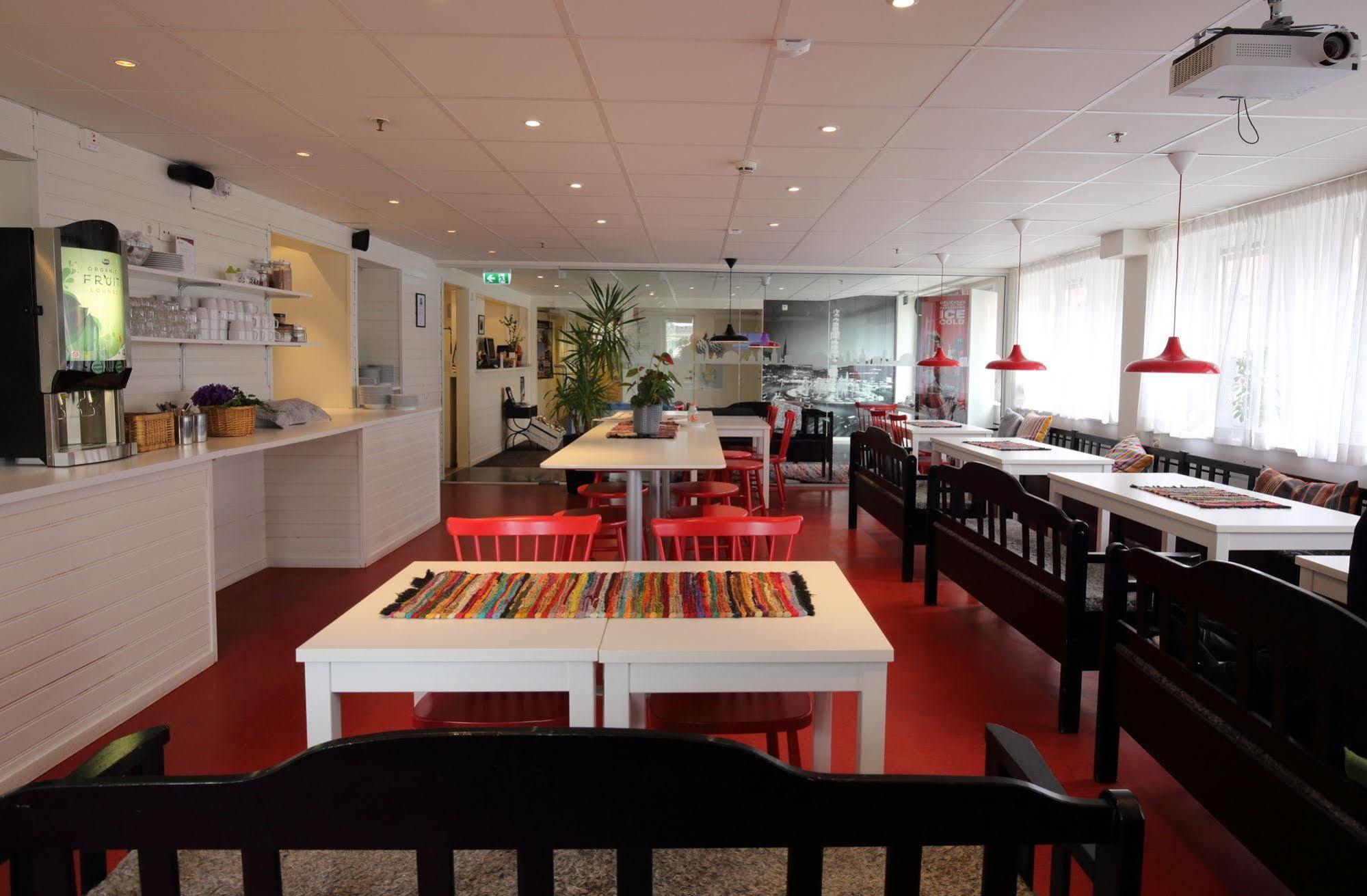 Stf Gaerdet Hotel & Hostel Stockholm Exterior photo